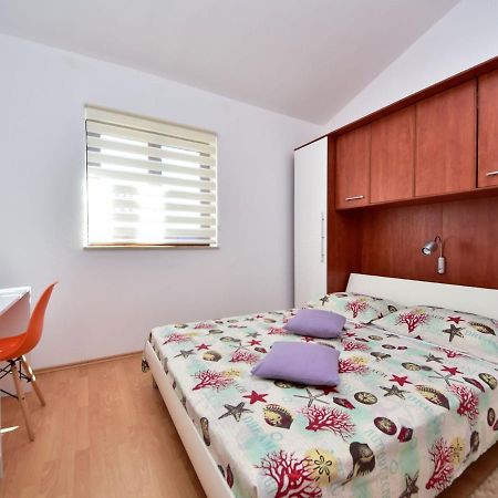 Cozy Holiday Home In Krusevo With Garden Exteriör bild